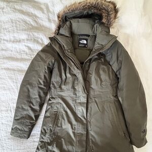 North Face Arctic down Parka, very warm, runs a bit small
